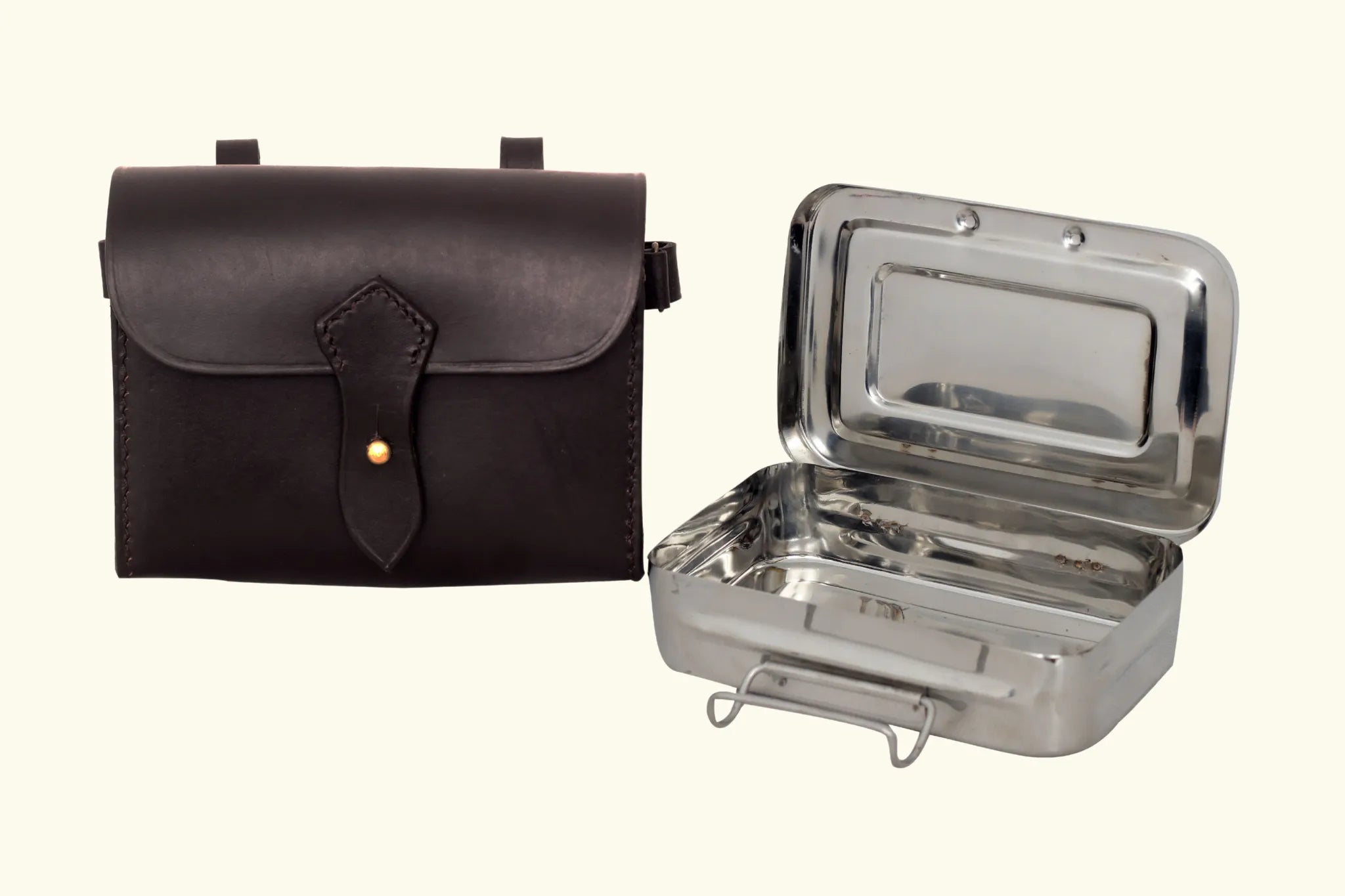 sandwich tin, sandwich tin with leather case