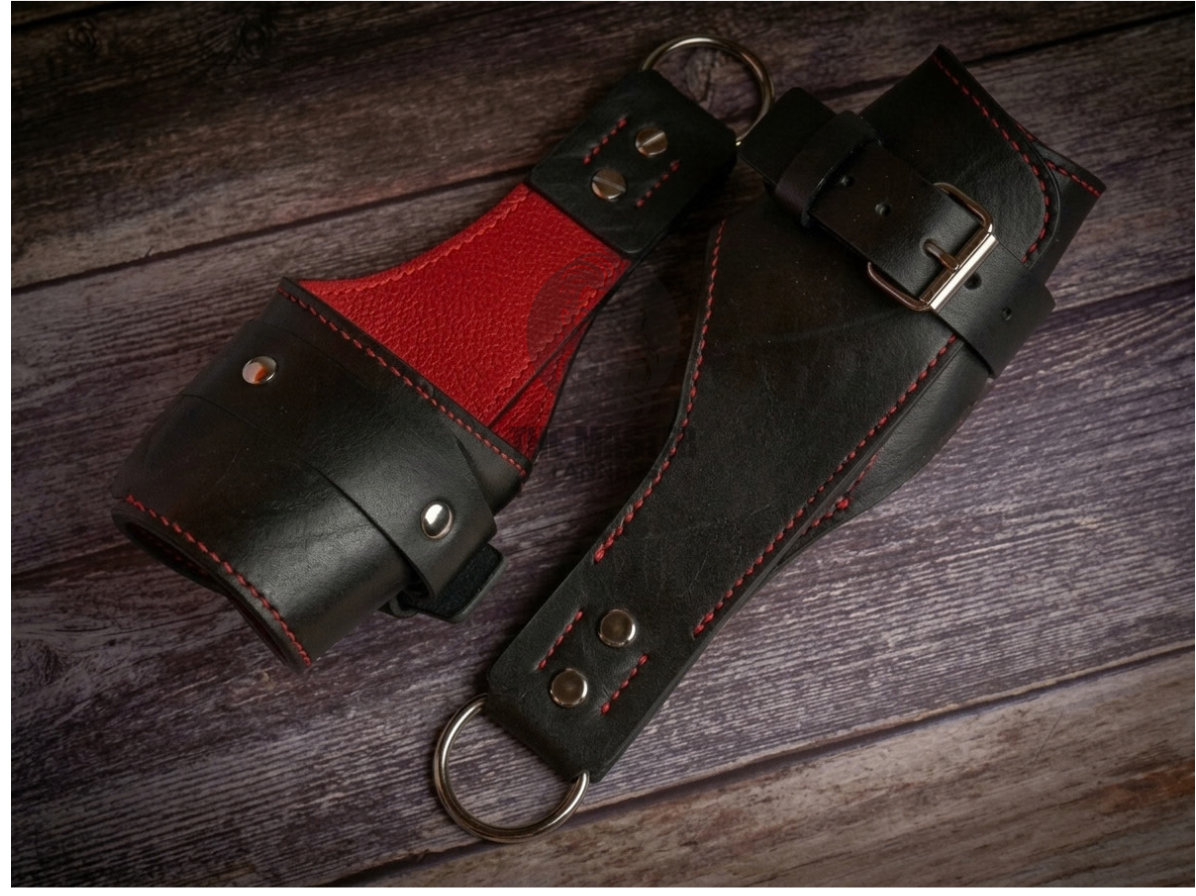 leather suspension cuffs, fur lined leather suspension cuff kit with bondage ring, high quality heavy leather padded wrist suspension cuffs, leather ankle suspension cuff, leather bondage suspension cuffs, suspension cuffs, bondage suspension cuffs, bdsm suspension cuffs, bdsm leather suspension cuffs