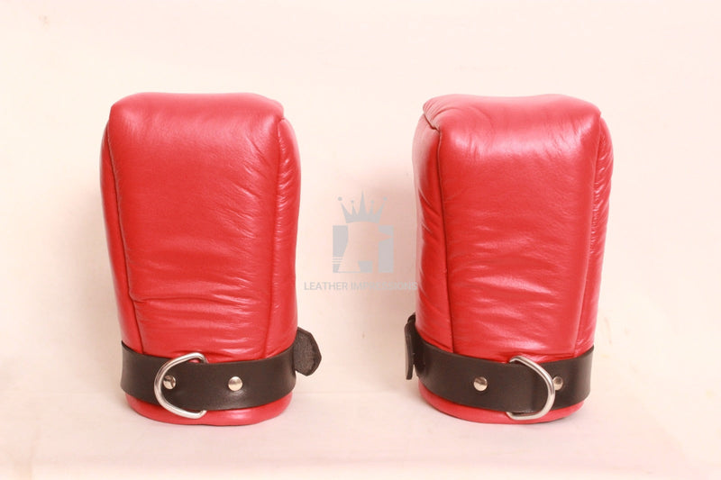 leather bondage mittens, leather mitts, leather bondage mitts, bdsm mittens, bdsm mitts,
